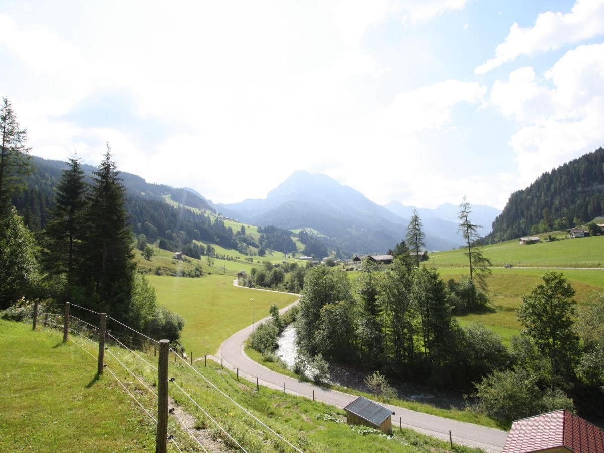 Modern Apartment In Salzburger With Terrace Клайнарл Екстериор снимка