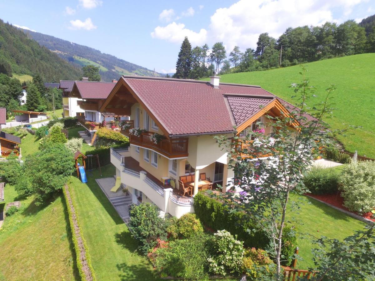 Modern Apartment In Salzburger With Terrace Клайнарл Екстериор снимка